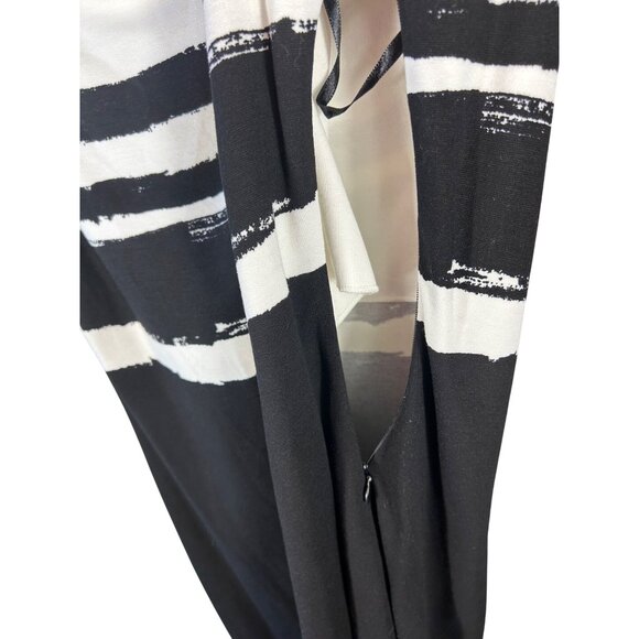 NWT Escada Womens US Sz M  Black White Striped Dress Slimming Pattern - Picture 3 of 11